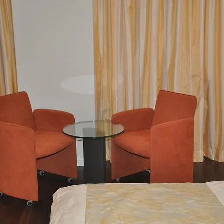 Hotel Löwen Mellingen Zimmer foto
